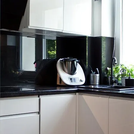 Przy Plazy ミエンジズドロイェ