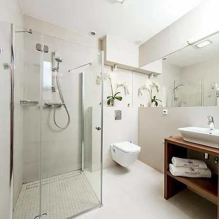 Apart Otel Przy Plazy 3*