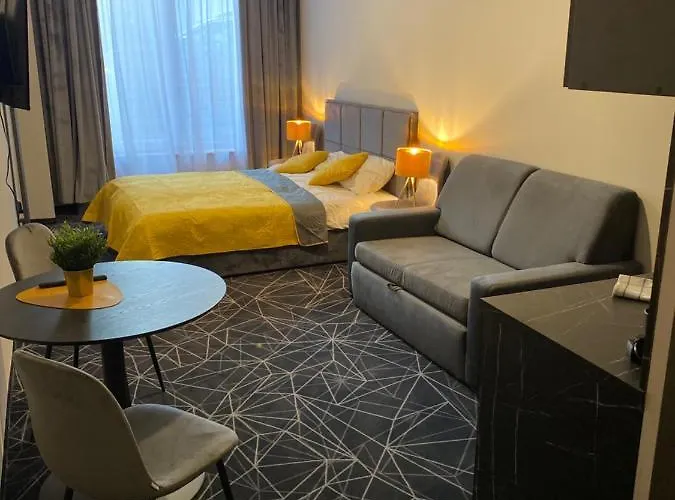 Apartahotel Przy Plazy 3*